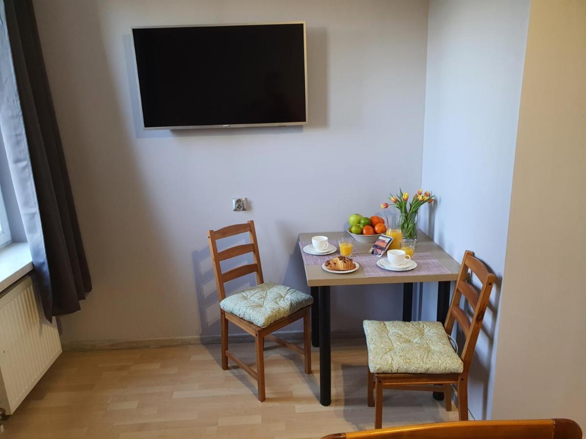 Jasna Hotelik Self Check-In 华沙 外观 照片