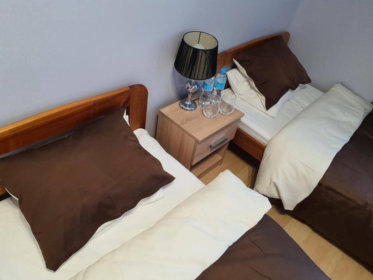 Jasna Hotelik Self Check-In 华沙 外观 照片
